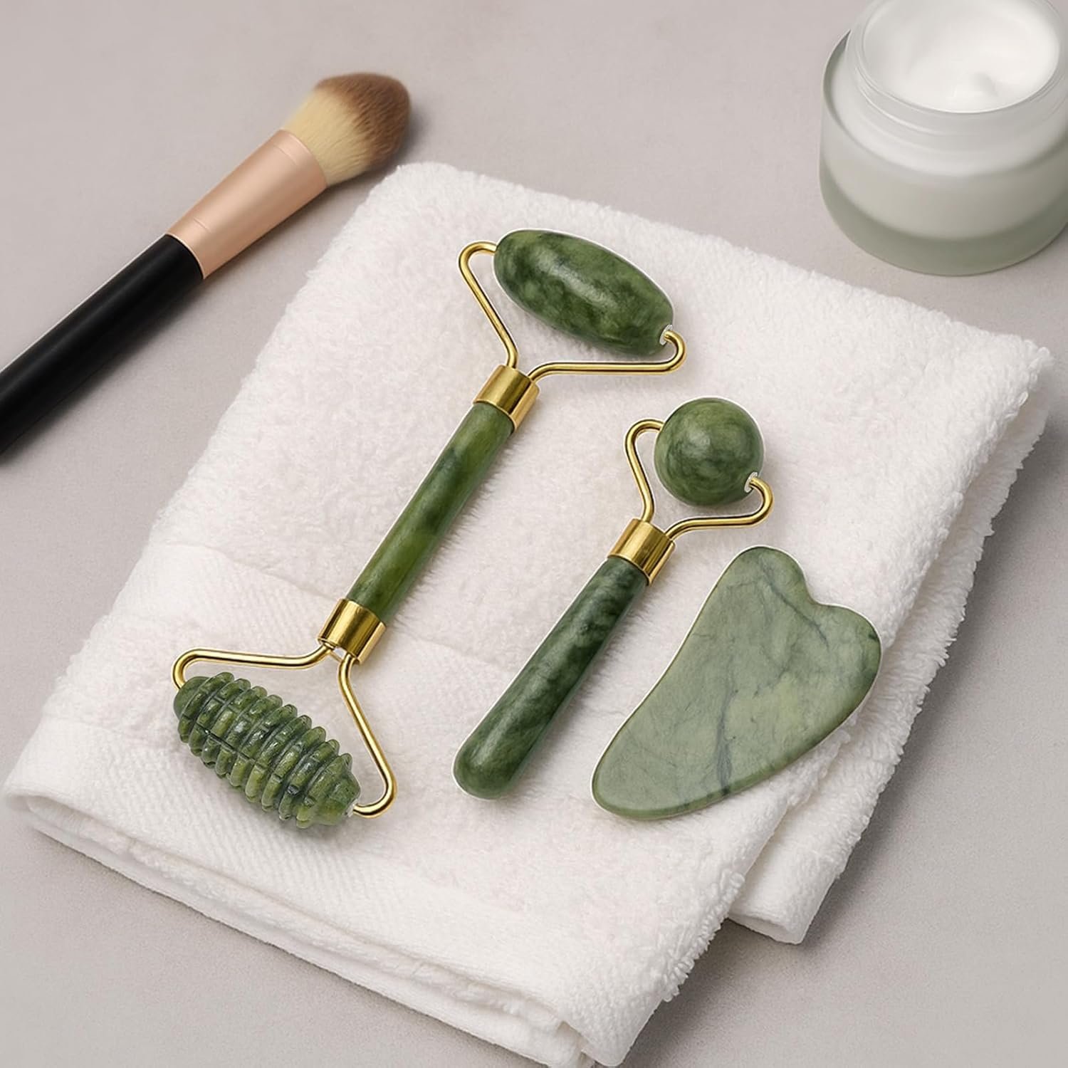 3-Piece Set of Jade Rollers and Scraping Facial Set, Natural Jade Facial Massager, Used for Anti-Aging, Wrinkle Reduction, and Skincare